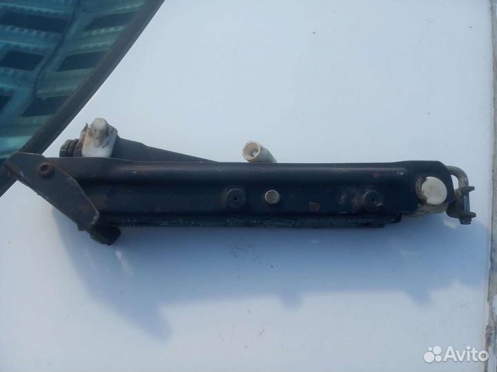 Домкрат BMW e34