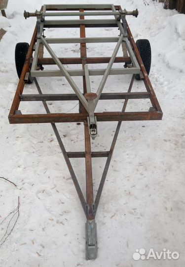 Прицеп легковой