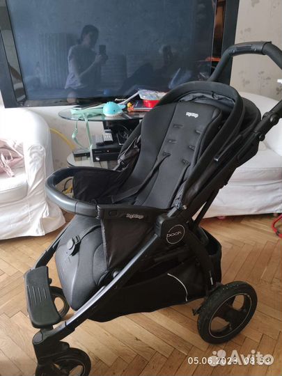 Прогулочная коляска peg perego book