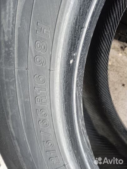 Yokohama BluEarth AE50 215/65 R16