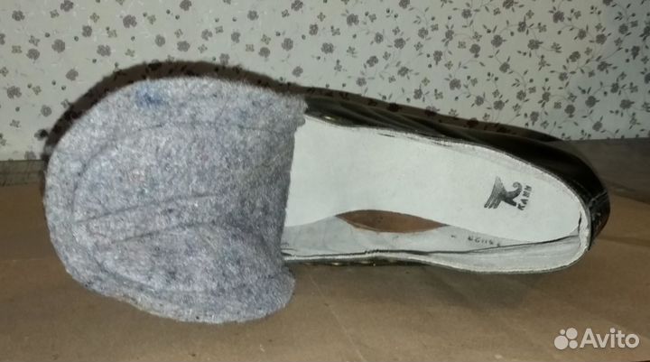 Ботинки хоккейные