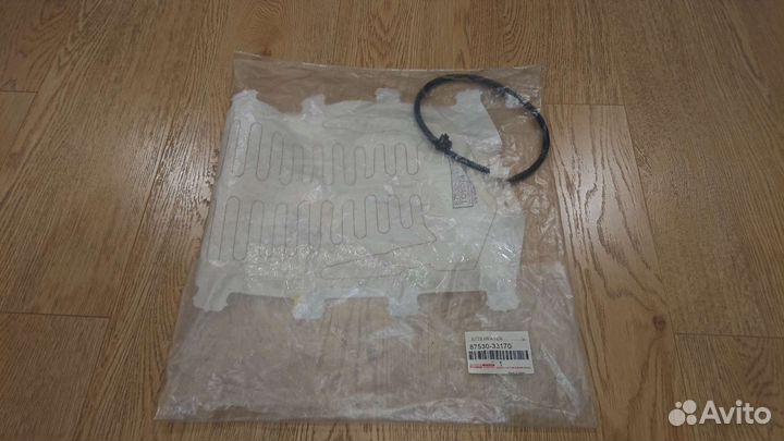 Подогрев спинки водительского сиденья Camry 70