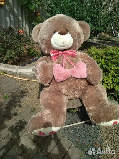 Огромный, мягкий мишка