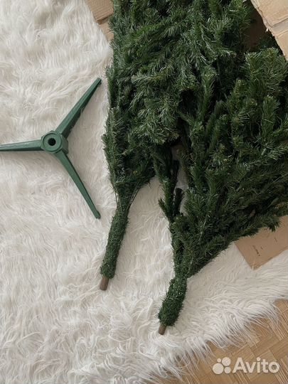 Елка искусственная