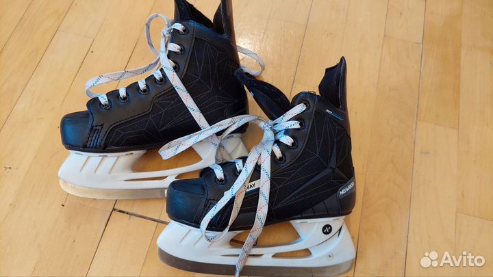 Коньки хоккейные, 34 размер