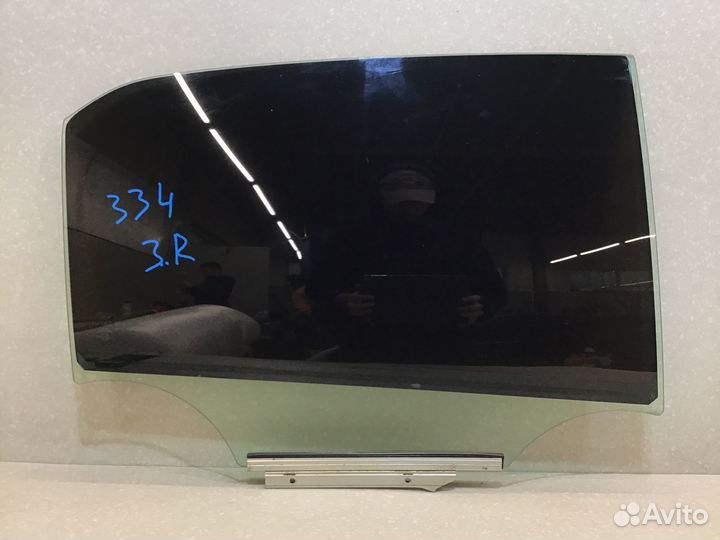 Стекло двери задней правой Toyota Corolla E15 2006