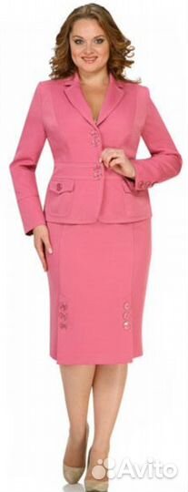 Костюм женский