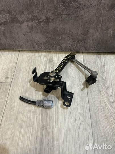 Датчик дорожного просвета Subaru передний