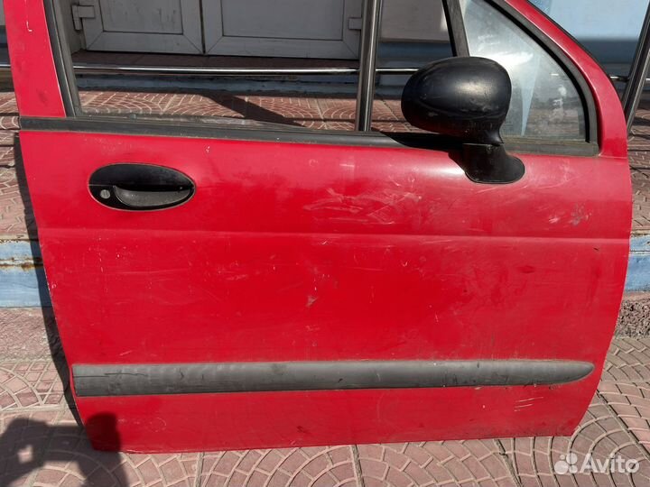 Дверь передняя правая daewoo matiz