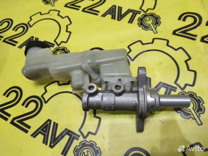 Главный тормозной цилиндр Toyota Camry ACV40