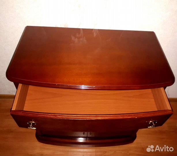 Тумбы под телевизор