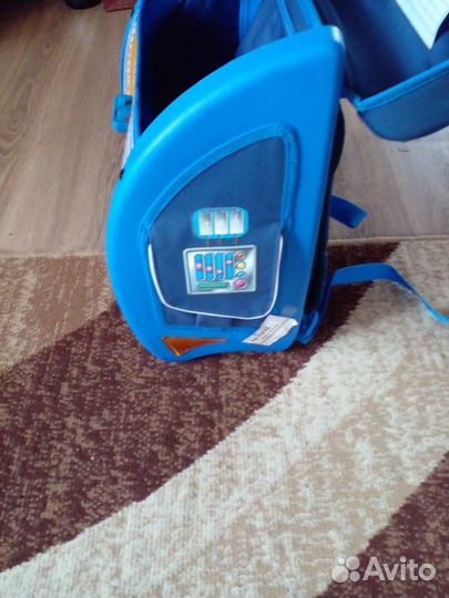 Ранец школьный новый