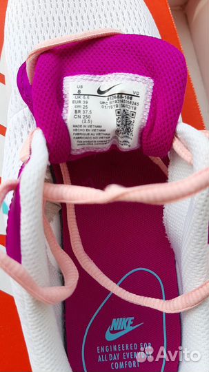 Кроссовки Nike оригинал новые