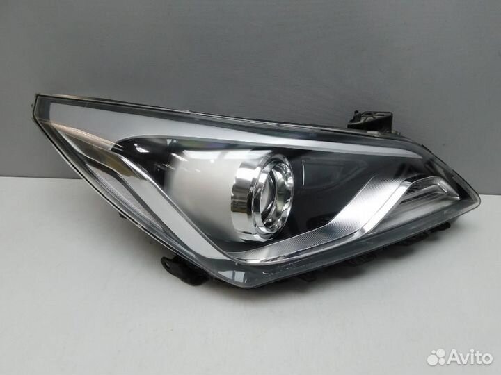 Фара правая Hyundai Solaris