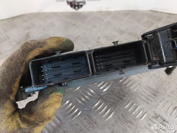 Блок управления двигателем Nissan Qashqai