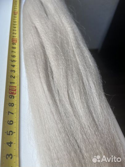 Хвост волосы на резинке