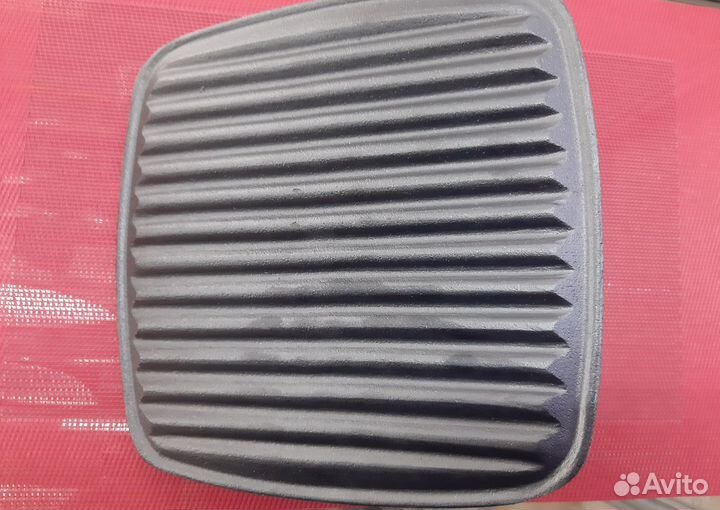 Крышка-пресс чугунная