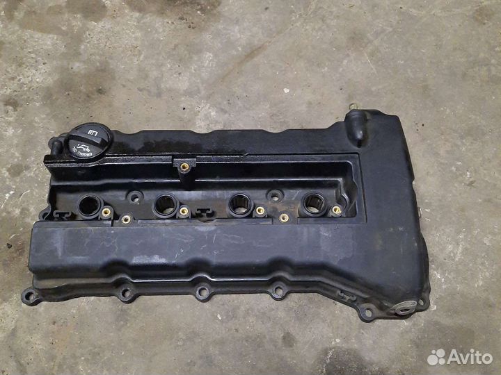 Клапанная крышка Mitsubishi lancer 10