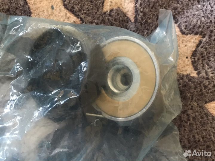 Натяжитель ремня приводного в сборе