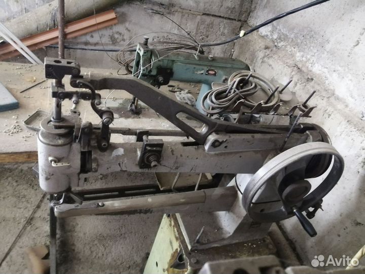 Швейная машинка бу