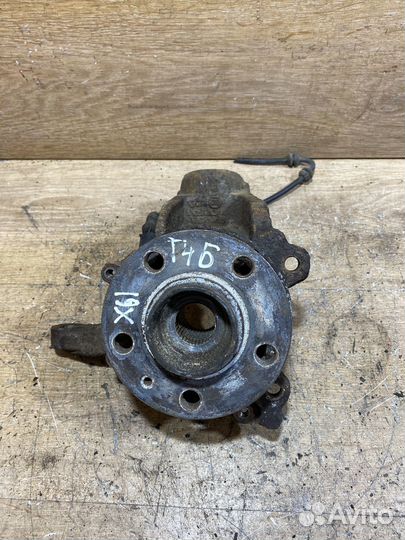 Поворотный кулак правый VW Golf 4 288мм X61