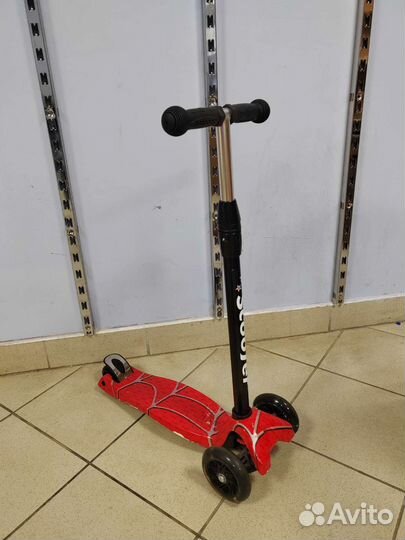 Самокат детский трехколесный новый