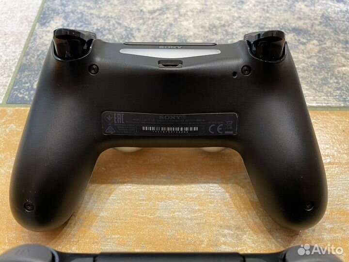 Sony PS4 DualShock 4 v2 Оригинал Идеал