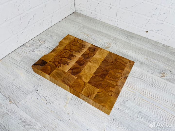 Доска для подачи мяса торцевая 36*25*40