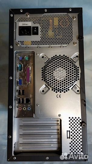 Корпус компьютера Aquarius