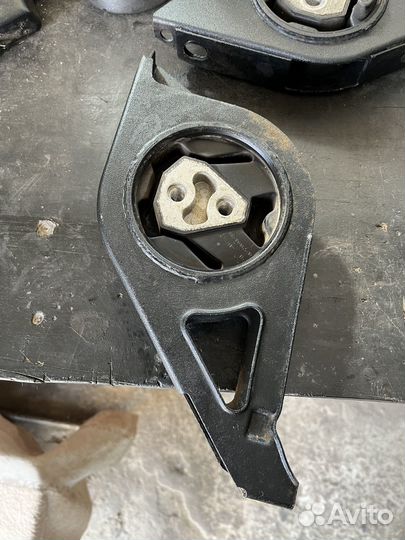 Опора двигателя LADA granta