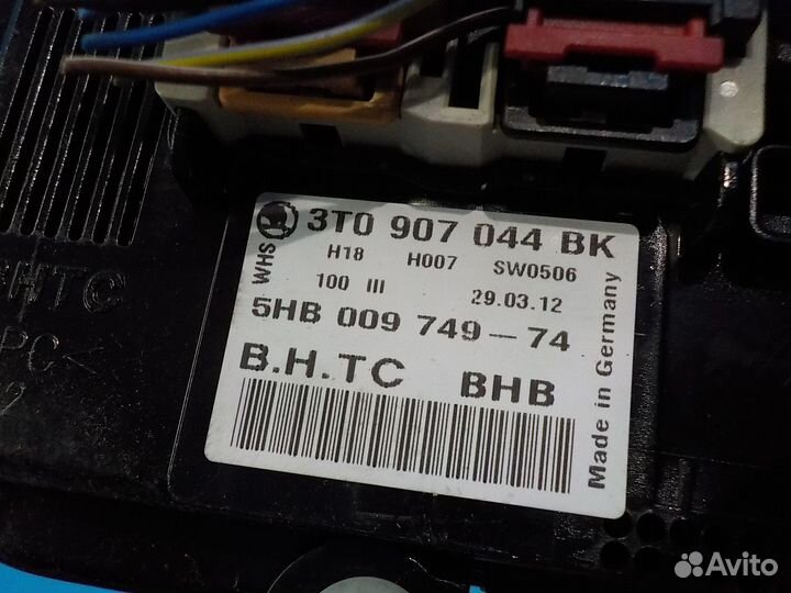 Блок управления климатконтроля skoda Yeti 2009-201