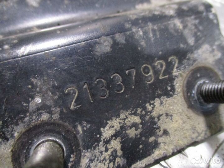 Кронштейн блока управления шасси Volvo 21337922