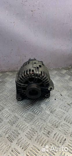 Генератор BMW X3 E83 рест. 2009 7789980