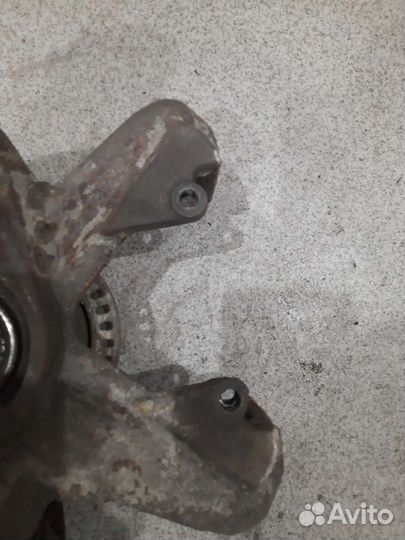 Кулак поворотный VAG Фольксваген Гольф 4 Бора