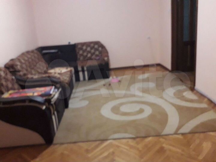 3-к. квартира, 85 м², 4/10 эт.