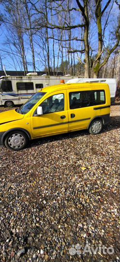 Бачок омывателя opel combo C 2009