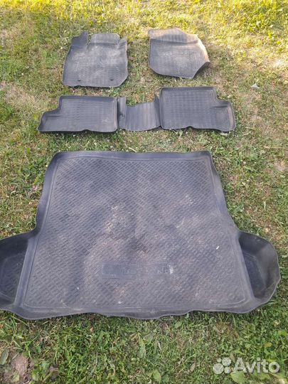 Заводкие коврики для рено логан 1 рестайлинг
