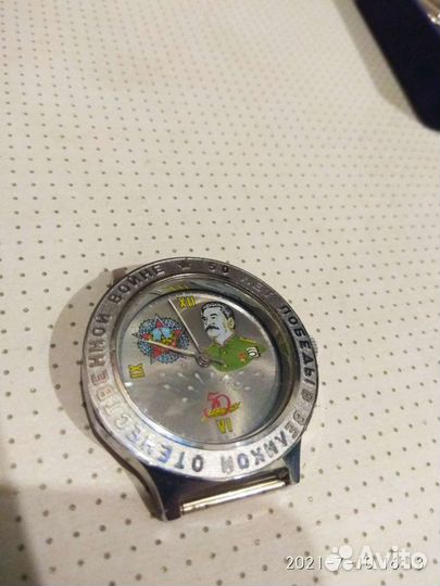 Часы со Сталиным механические