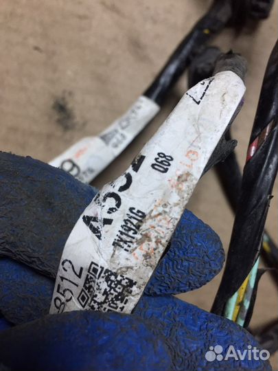 Проводка дверей Mitshubishi Outlander XL