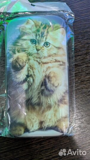 Чехол на телефон