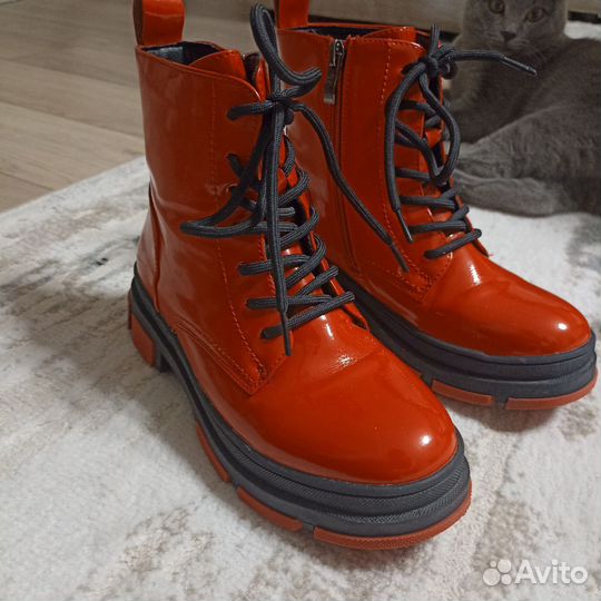 Ботинки осенние