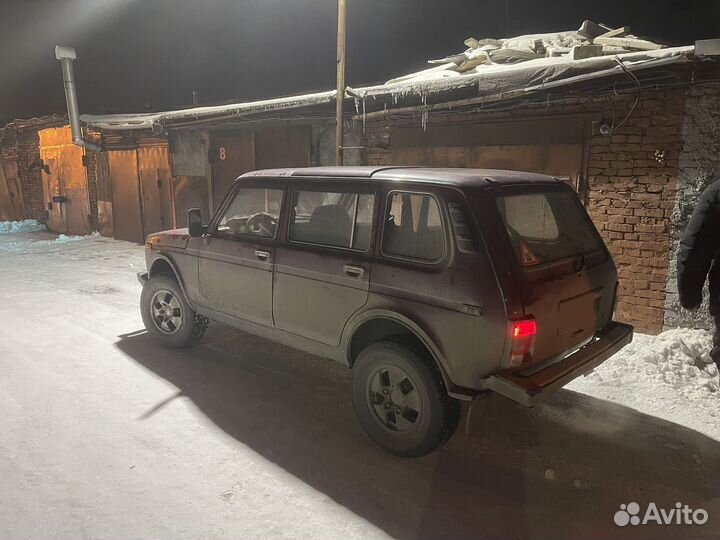 LADA 4x4 (Нива) 1.7 МТ, 1999, 250 000 км