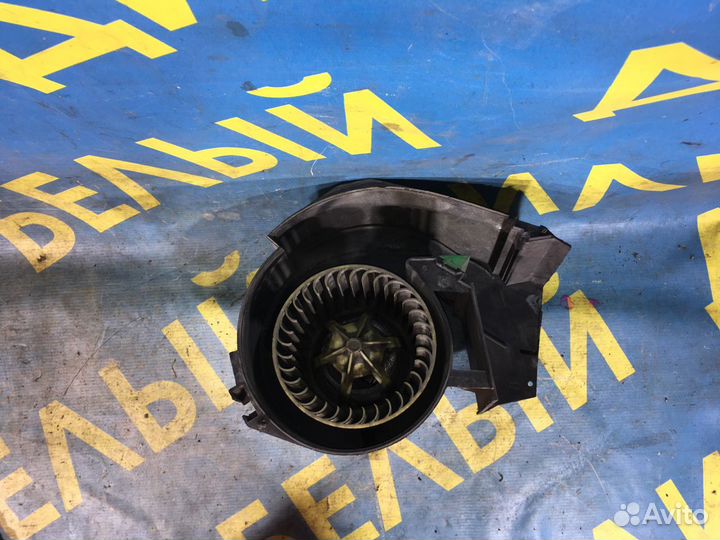 Моторчик печки saab 9000