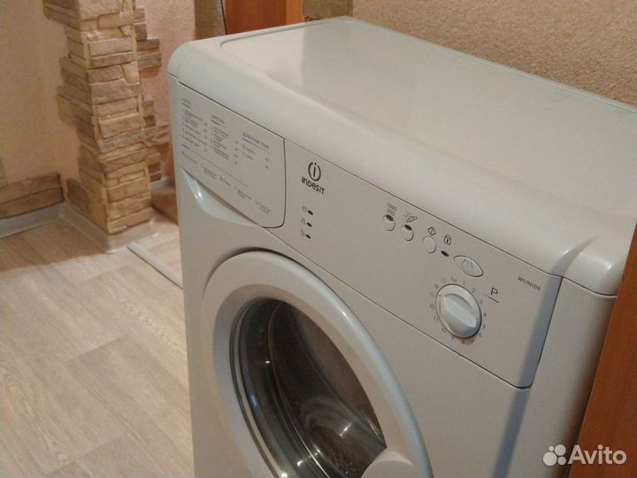 Стиральная машина indesit