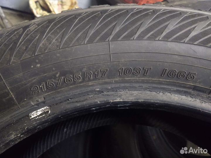 Yokohama Ice Guard IG65 215/65 R17 103