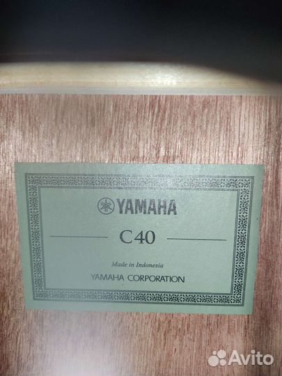 Гитара Yamaha C40