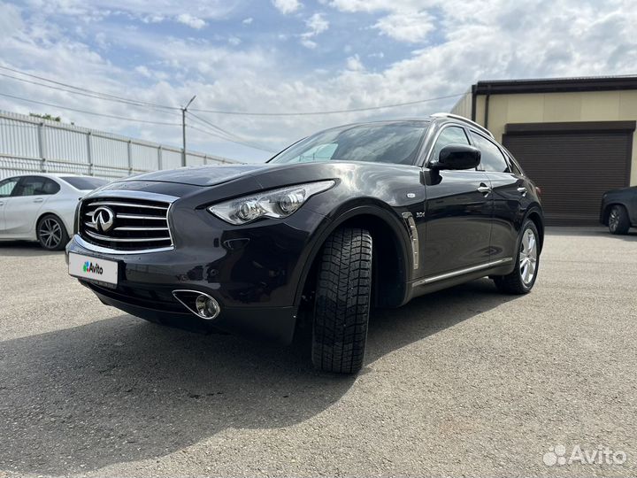 Infiniti QX70 3.0 AT, 2014, 68 800 км