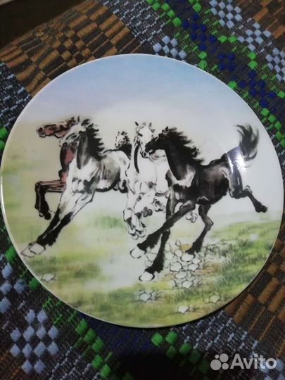 Коллекционные настенные тарелки