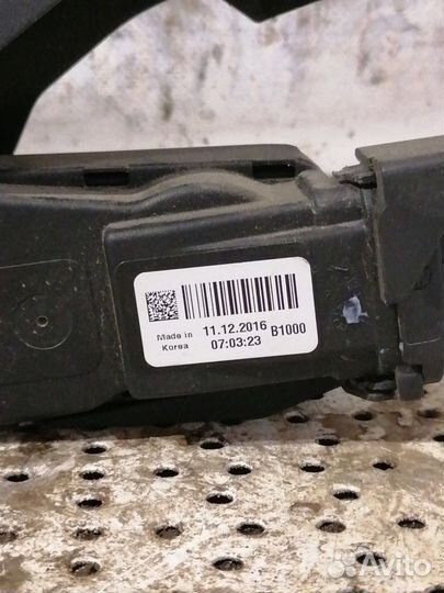 Педаль газа Kia Sportage 4