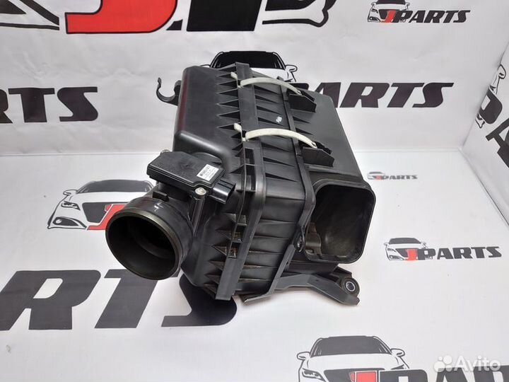 Корпус воздушного фильтра Mitsubishi Lancer X (200